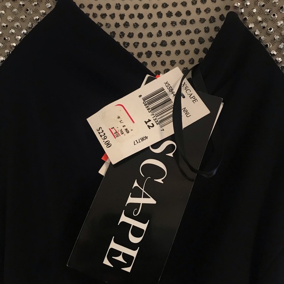 Long navy blue evening mermaid gown. Sparkly back. - Picture 2 of 3